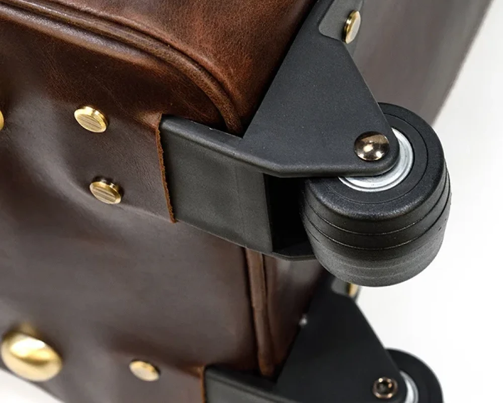 luggage carry on with wheels